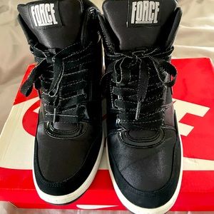 Women’s Wedge Nike